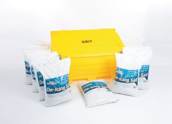 WINTER11 - 400L Salt & Grit Bin Kit - 16 x 25kg bags of salt and 1 x 40 Litre Grit Bin