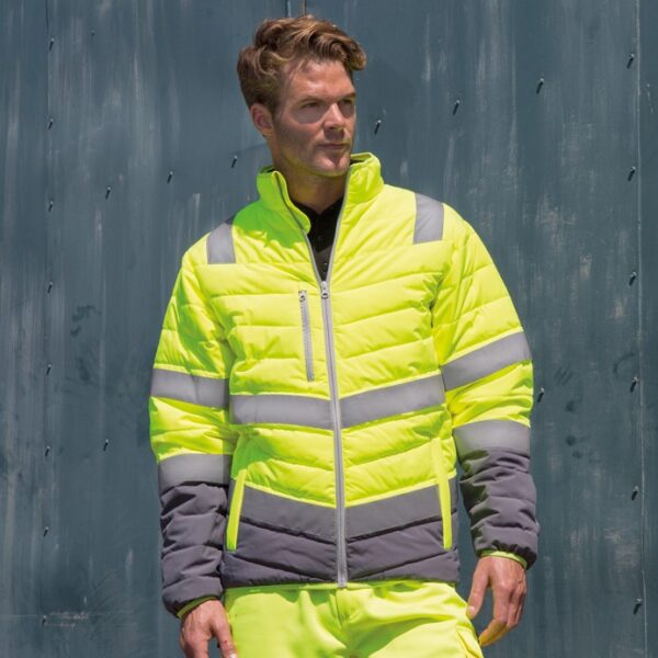 R325M Result Soft padded safety jacket, Super soft feel: lightweight and warm