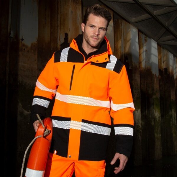 R475X Result softshell safety coat Waterproof 8000mm, breathable 3000mvp and windproof