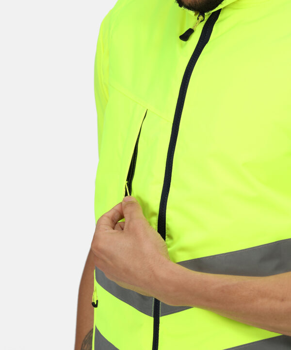 TRA840 Regatta High-vis pro breathable Isotex 10000 bodywarmer - Image 2