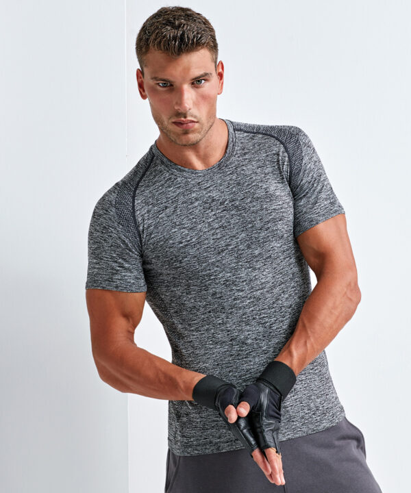 TR201-single TriDri® Seamless '3D fit' multi-sport performance short sleeve top, a seamless design for smooth comfort rate 1-4 - Image 2